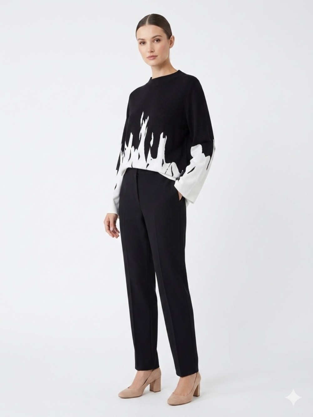 Chico’s Black White Abstract Sweater Size 2 US Large Cozy Minimalist